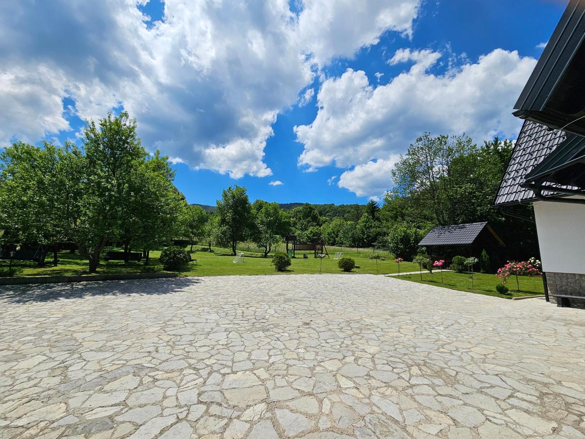Pansion Breza Hotel Plitvička Jezera Екстериор снимка