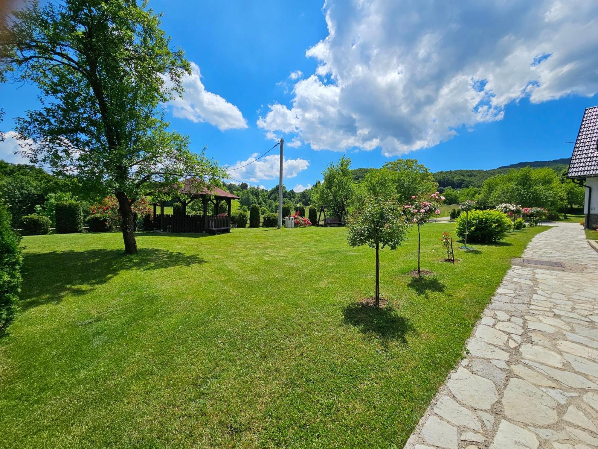 Pansion Breza Hotel Plitvička Jezera Екстериор снимка